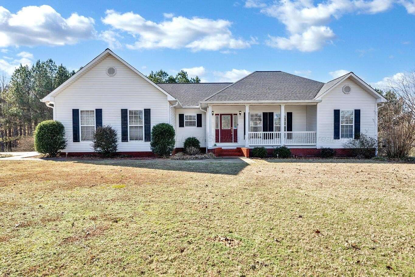 7.4 Acres of Residential Land with Home for Sale in Jasper, Alabama