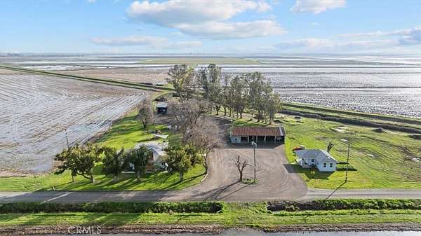 19.2 Acres of Recreational Land with Home for Sale in Richvale, California