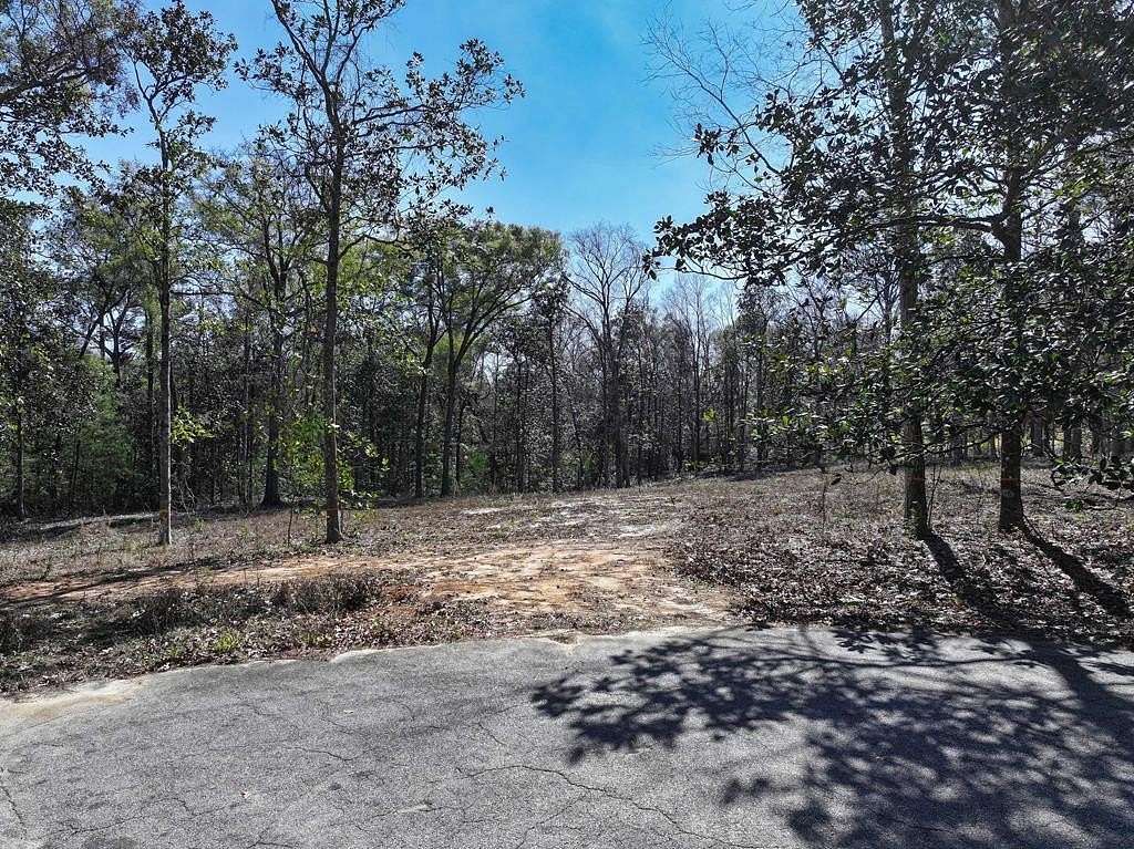 1.5 Acres of Residential Land for Sale in Thomasville, Georgia