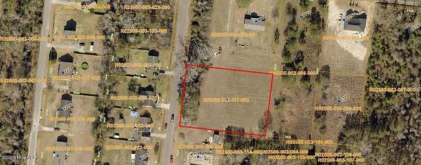 1 Acre of Residential Land for Sale in Castle Hayne, North Carolina