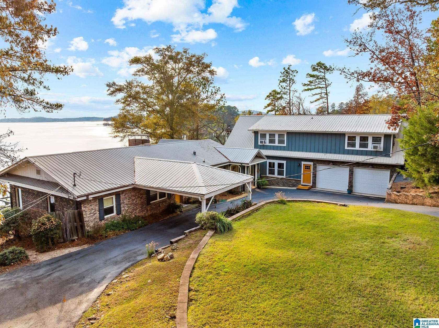 1.67 Acres of Land with Home for Sale in Cropwell, Alabama