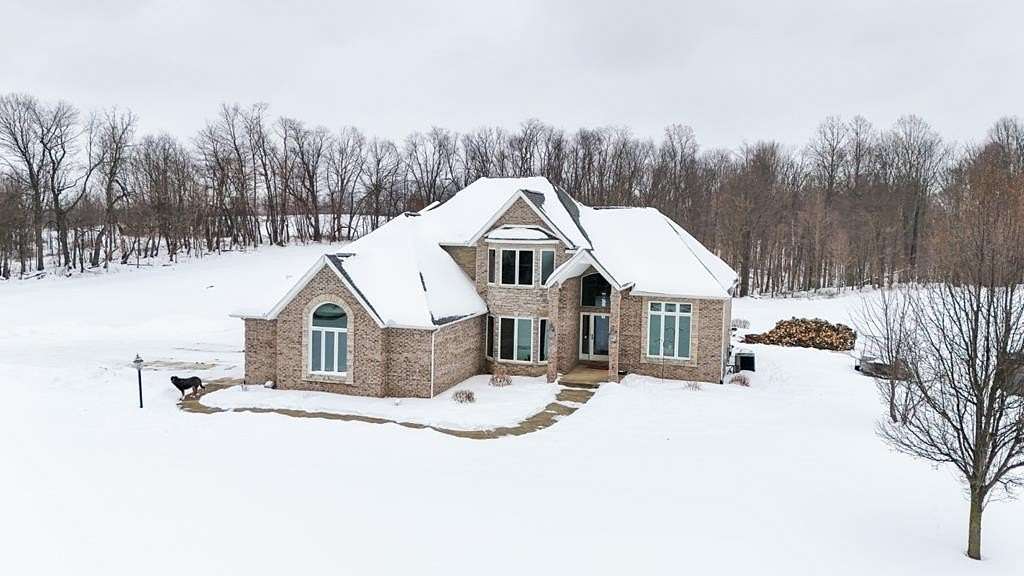 8.4 Acres of Residential Land with Home for Sale in Mansfield, Ohio