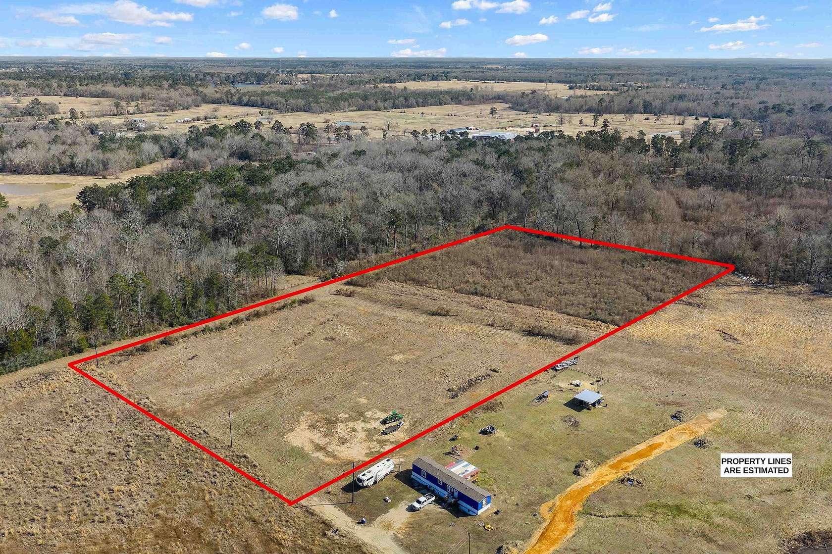 10 Acres of Residential Land for Sale in Carthage, Texas