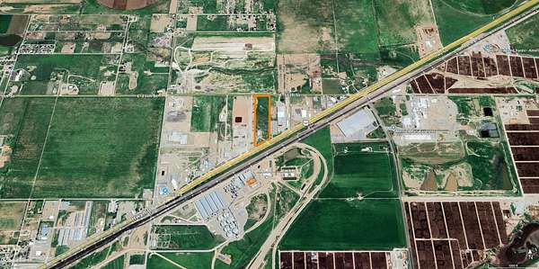 10 Acres of Commercial Land for Sale in Hereford, Texas