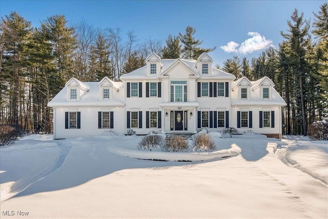 5.17 Acres of Residential Land with Home for Sale in Chardon, Ohio