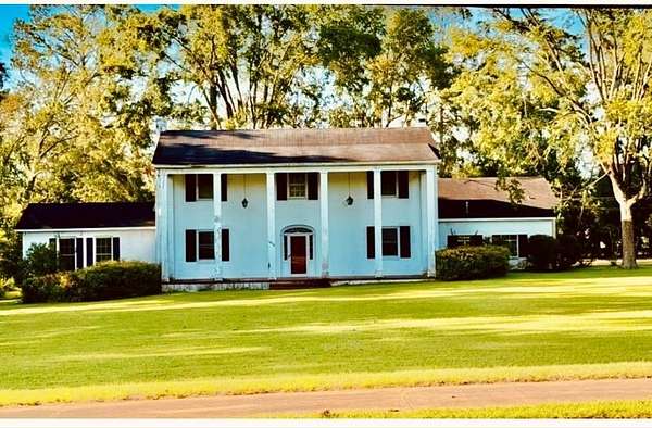 2.2 Acres of Residential Land with Home for Sale in Vidalia, Georgia