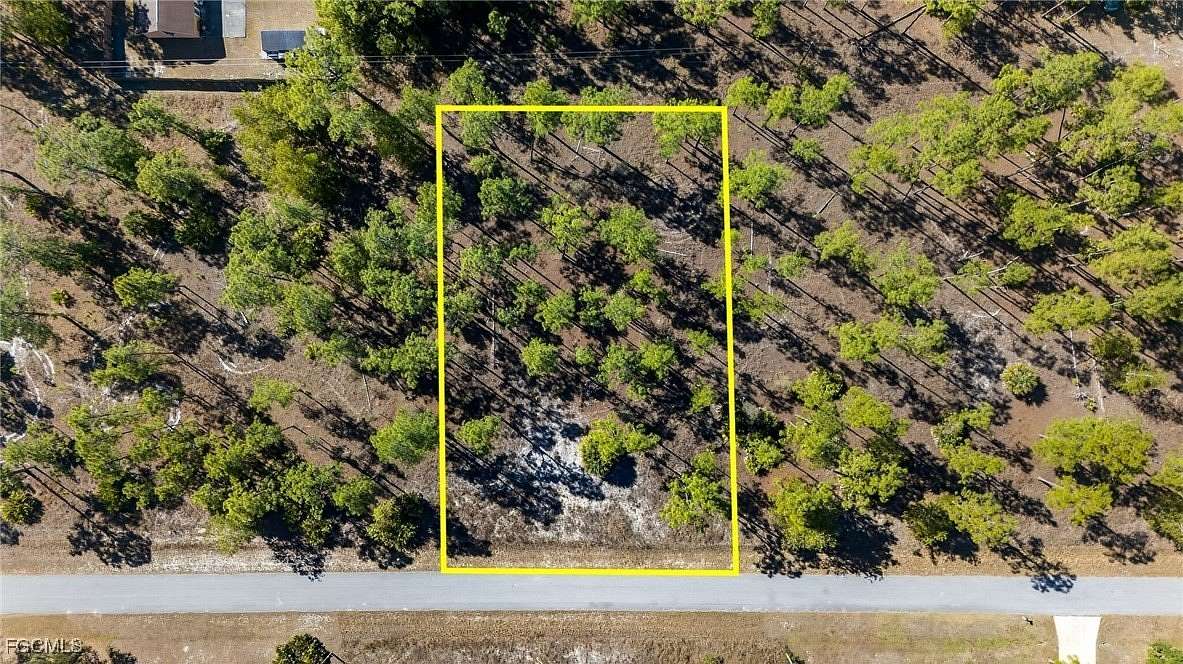 0.5 Acres of Residential Land for Sale in Lehigh Acres, Florida