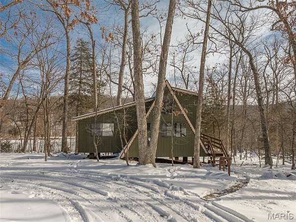 2.25 Acres of Residential Land with Home for Sale in Innsbrook, Missouri