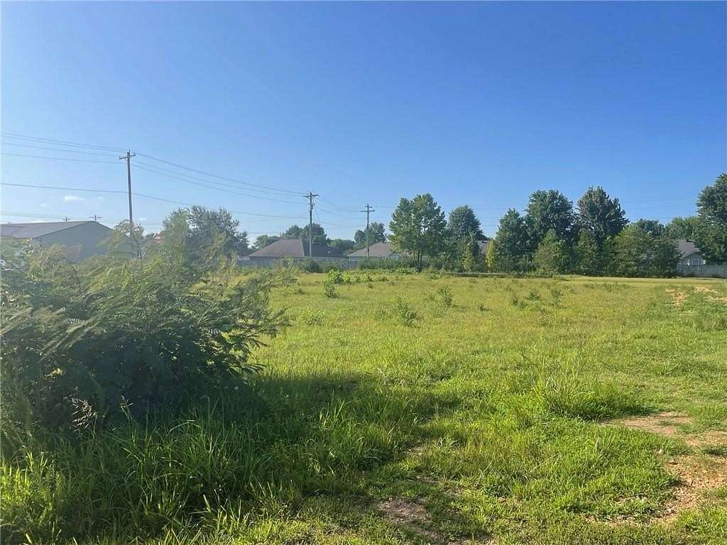 1 Acre of Commercial Land for Sale in Fayetteville, Arkansas