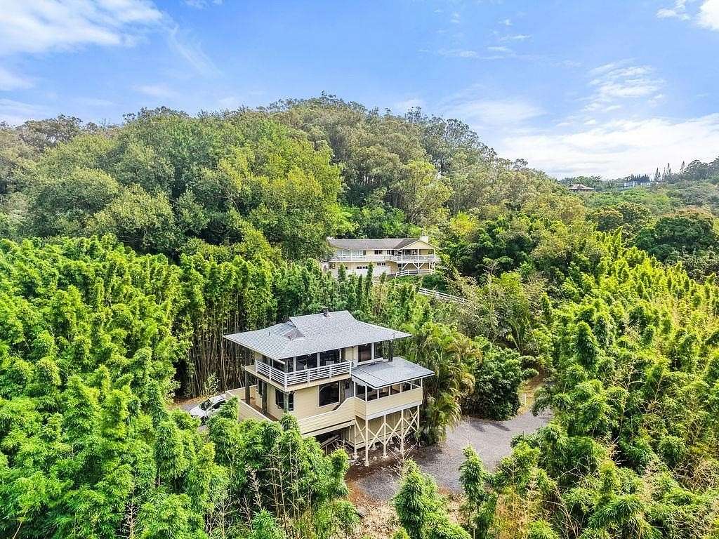 2 Acres of Mixed-Use Land for Sale in Haʻikū, Hawaii