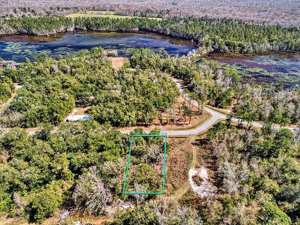 0.5 Acres of Residential Land for Sale in Wewahitchka, Florida