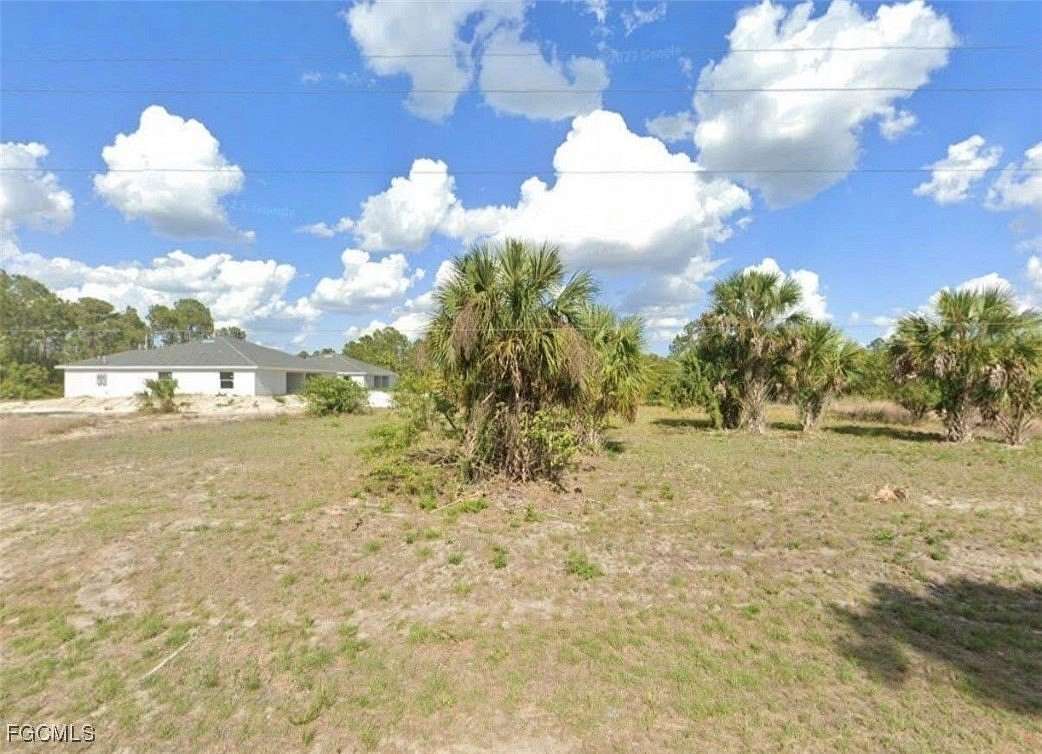 0.35 Acres of Residential Land for Sale in Lehigh Acres, Florida