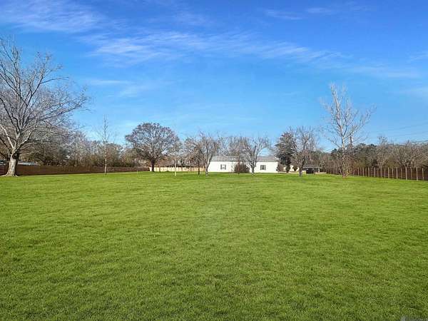 5 Acres of Improved Mixed-Use Land for Sale in Hammond, Louisiana