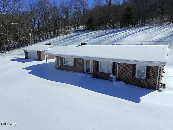 1.5 Acres of Residential Land with Home for Sale in North Tazewell, Virginia