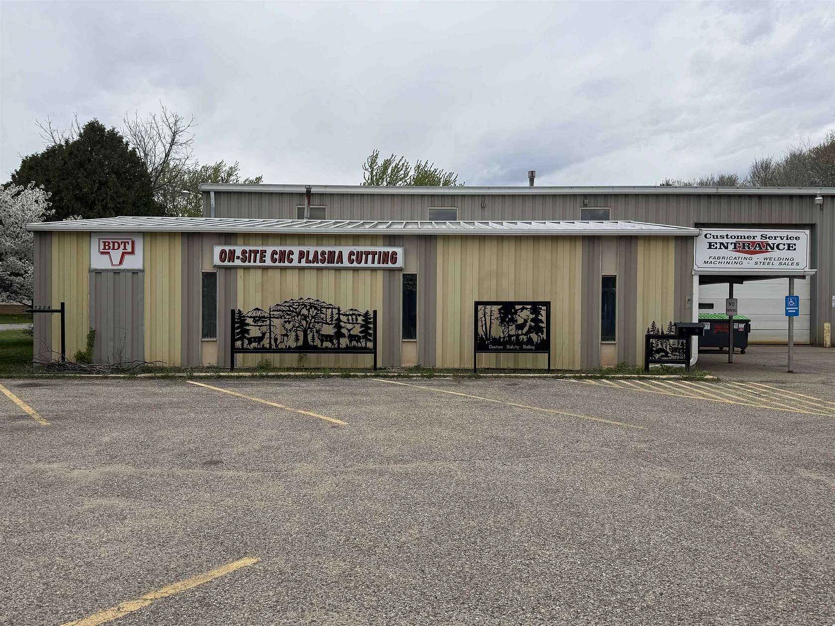 1.75 Acres of Improved Commercial Land for Sale in Wisconsin Rapids, Wisconsin