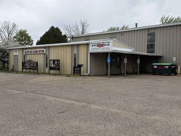 1.75 Acres of Improved Commercial Land for Sale in Wisconsin Rapids, Wisconsin