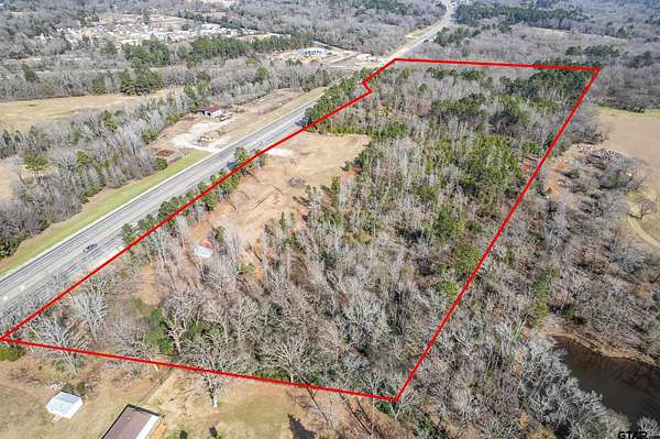 27.7 Acres of Land for Sale in Palestine, Texas
