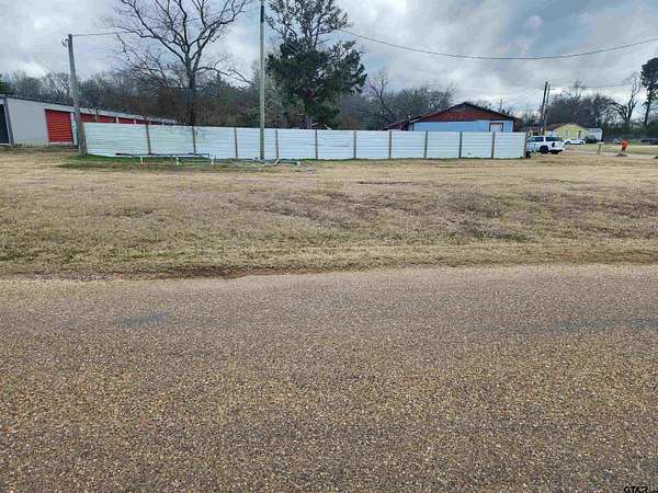 0.21 Acres of Residential Land for Sale in Pittsburg, Texas