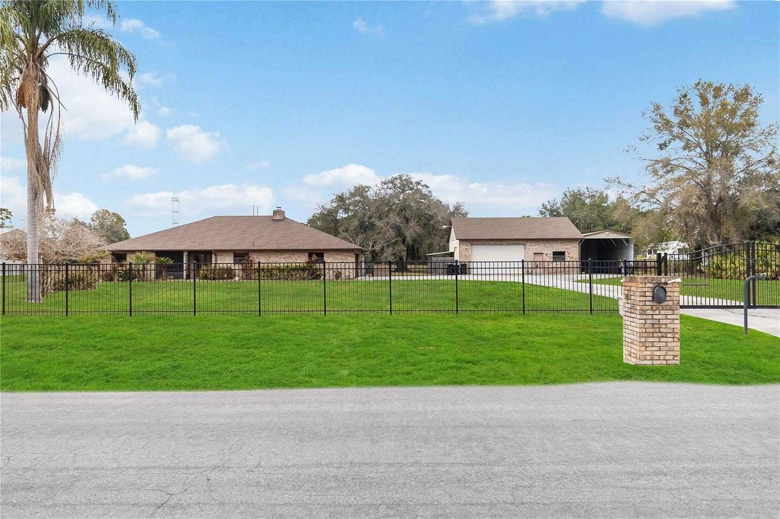 1.78 Acres of Land with Home for Sale in Orlando, Florida