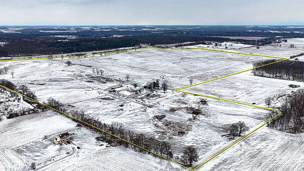 181 Acres of Agricultural Land for Auction in Rochester, Indiana