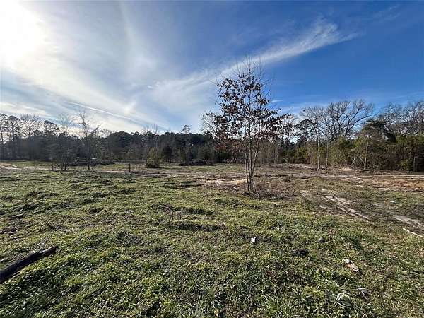4 Acres of Residential Land for Sale in Overton, Texas