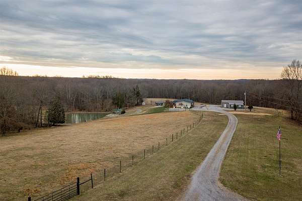 44.4 Acres of Land with Home for Sale in Adolphus, Kentucky