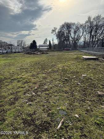 0.54 Acres of Residential Land for Sale in Yakima, Washington
