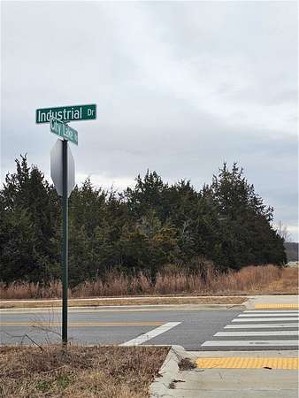 2.86 Acres of Commercial Land for Sale in Fayetteville, Arkansas