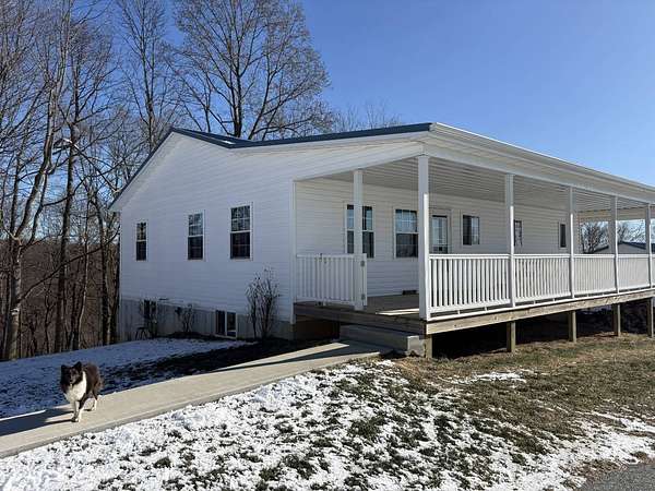 2.5 Acres of Land with Home for Sale in Vanceburg, Kentucky