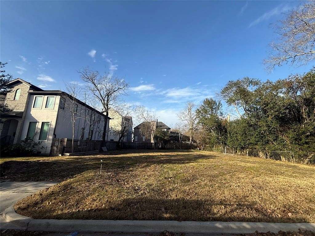 0.18 Acres of Residential Land for Sale in Bellaire, Texas