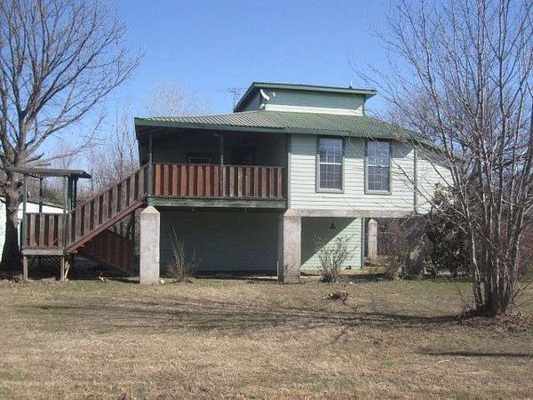 6.53 Acres of Land with Home for Sale in Gainesville, Texas