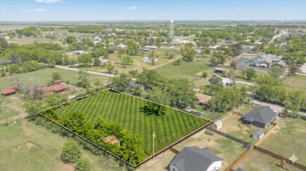 0.63 Acres of Residential Land for Sale in Tolar, Texas