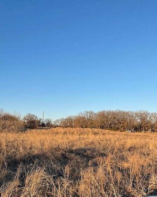 1 Acre of Residential Land for Sale in Springtown, Texas