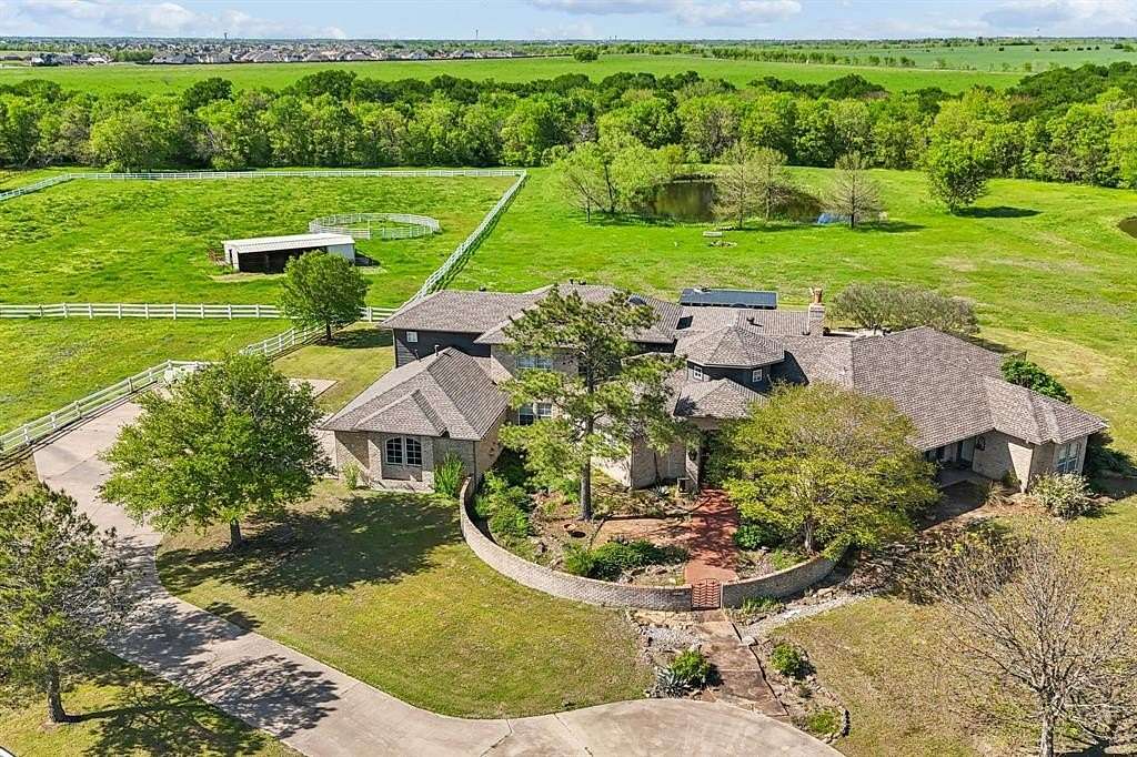 11.5 Acres of Land with Home for Sale in Rockwall, Texas