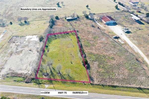 1.5 Acres of Land for Sale in Teague, Texas