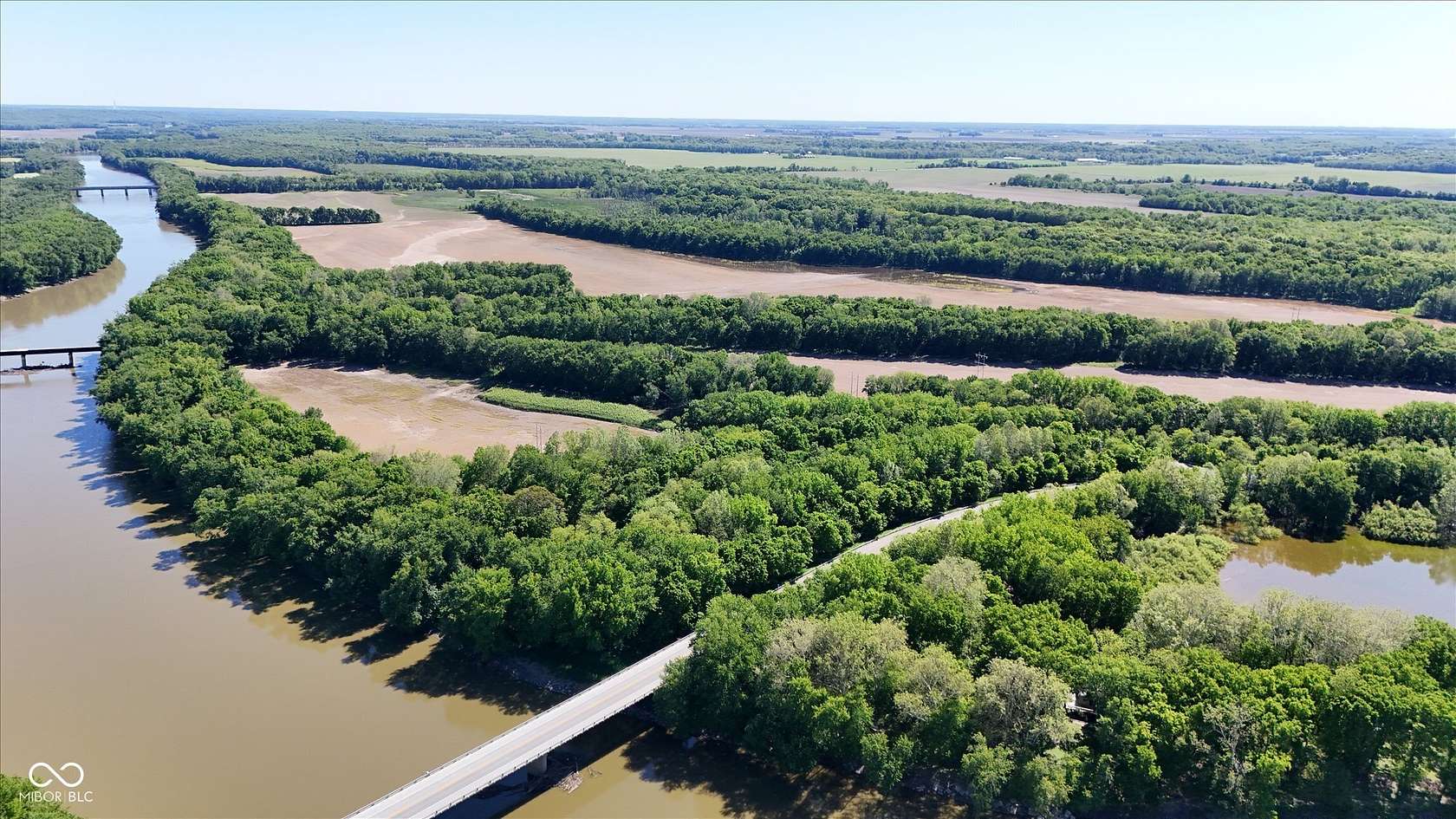 156 Acres of Land for Sale in Covington, Indiana
