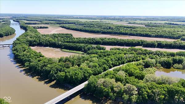 156 Acres of Land for Sale in Covington, Indiana