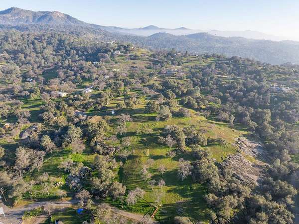 10.3 Acres of Land for Sale in Prather, California