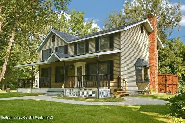 1.6 Acres of Residential Land with Home for Sale in Coxsackie, New York