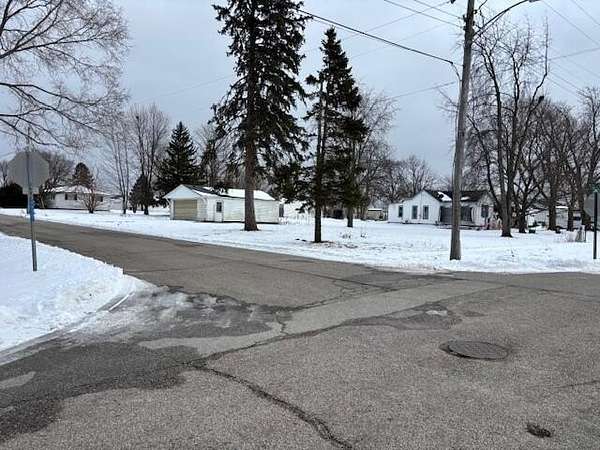 0.32 Acres of Residential Land for Sale in Goodland, Indiana