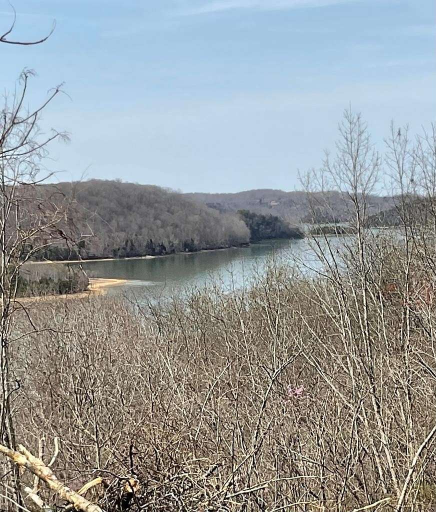 1 Acre of Land for Sale in Byrdstown, Tennessee