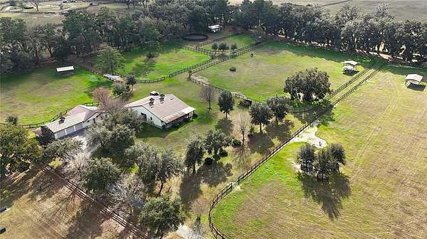 20 Acres of Land with Home for Sale in Ocala, Florida