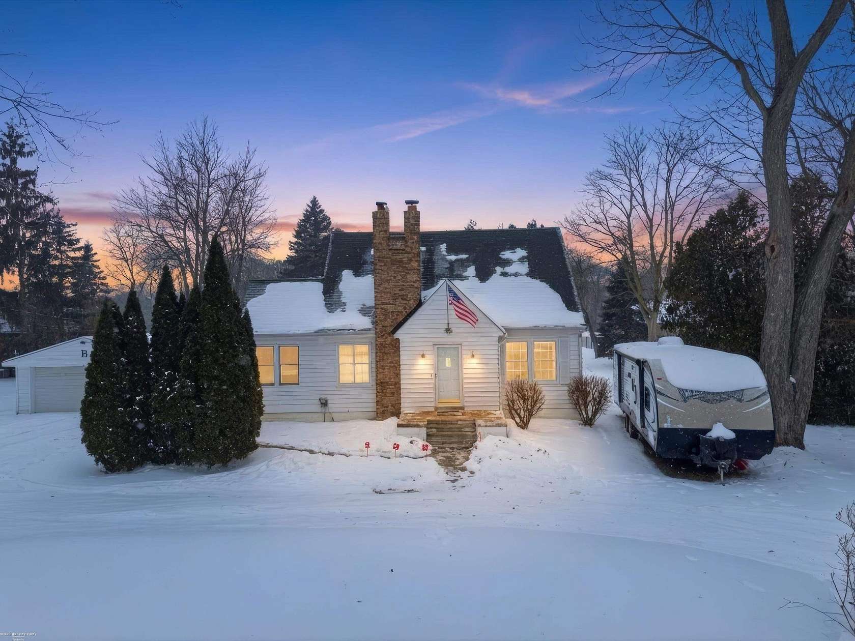 1.83 Acres of Residential Land with Home for Sale in Sterling Heights, Michigan