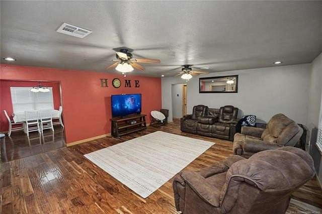 18 Acres of Land with Home for Sale in Tahlequah, Oklahoma