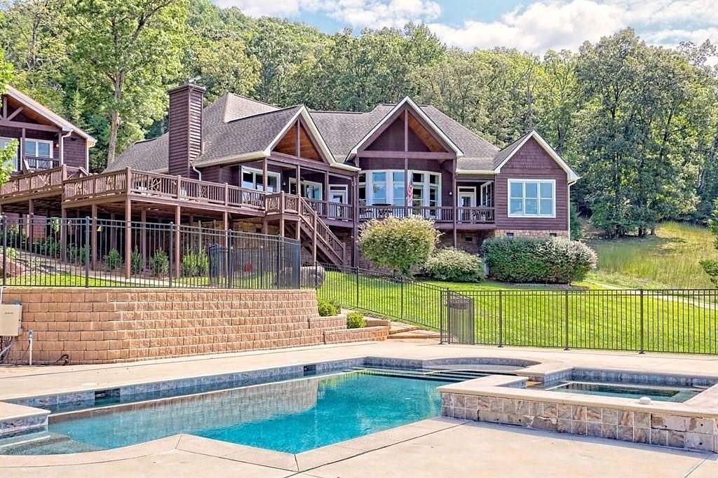 3.1 Acres of Land with Home for Sale in Franklin, North Carolina