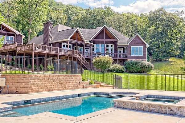 3.1 Acres of Land with Home for Sale in Franklin, North Carolina