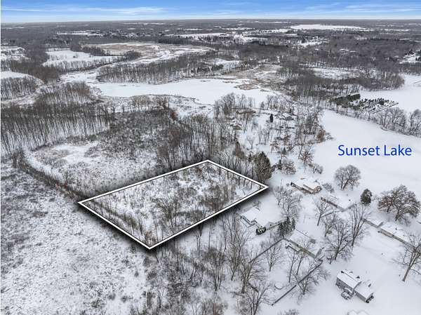 2.16 Acres of Residential Land for Sale in Vicksburg, Michigan