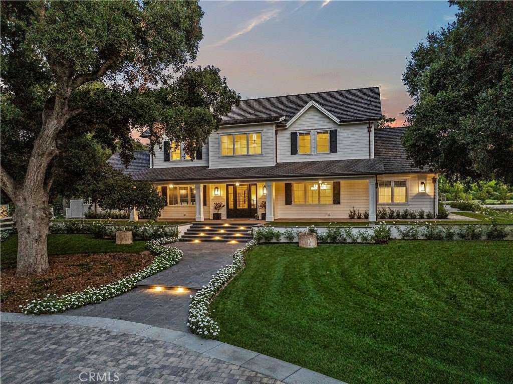 5.63 Acres of Land with Home for Sale in Canyon Country, California