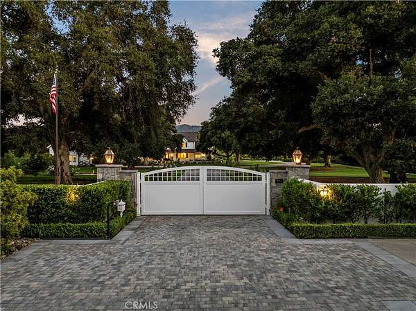 5.63 Acres of Residential Land with Home for Sale in Canyon Country, California