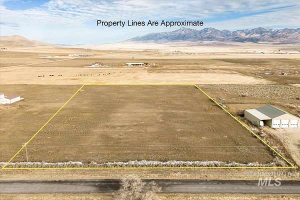 5 Acres of Residential Land for Sale in Malad City, Idaho